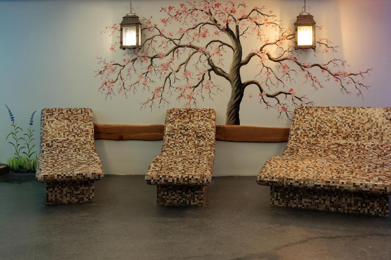 הבניימה Lavendel Spa Hotel מראה חיצוני תמונה